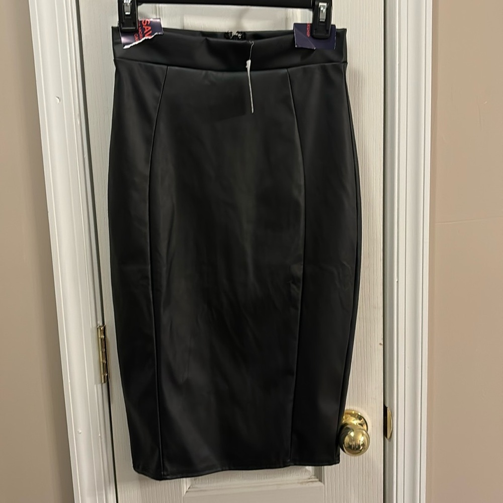 Windsor pleather Elegant Black Pencil Skirt size medium